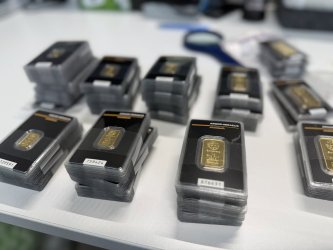 Jak investovat do zlata: kompletní průvodce